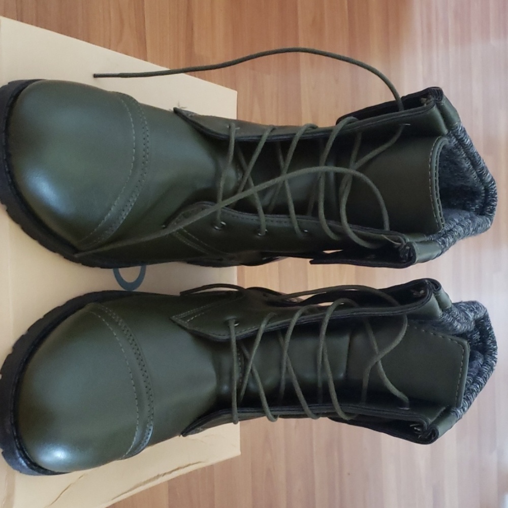 Ankle boots